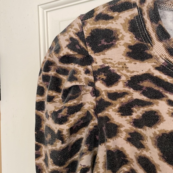 Anthropologie- RD Style Leopard Print Sweatshirt- size M - Picture 2 of 4